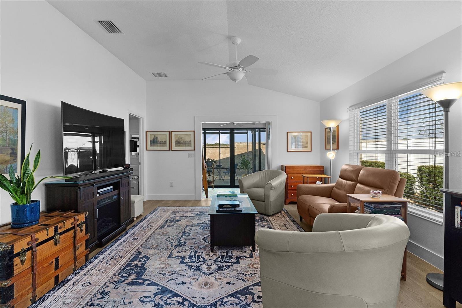 Image 6 of 20 For 9191 166th Sprung Lane