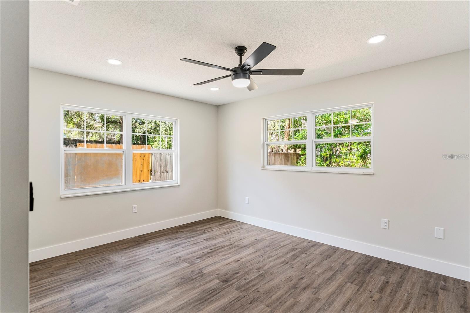 Image 15 of 32 For 616 Water Road