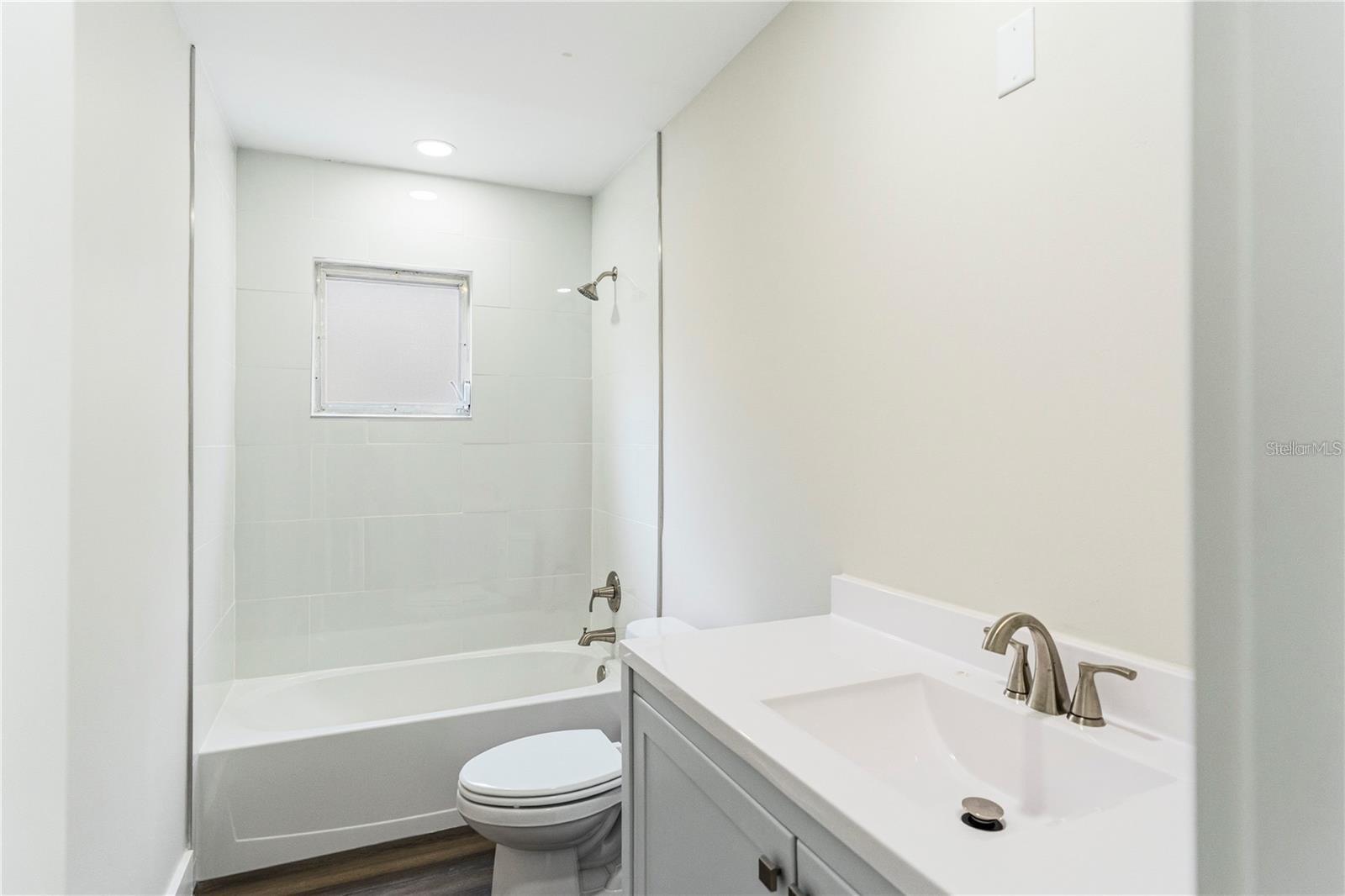 Image 21 of 32 For 616 Water Road