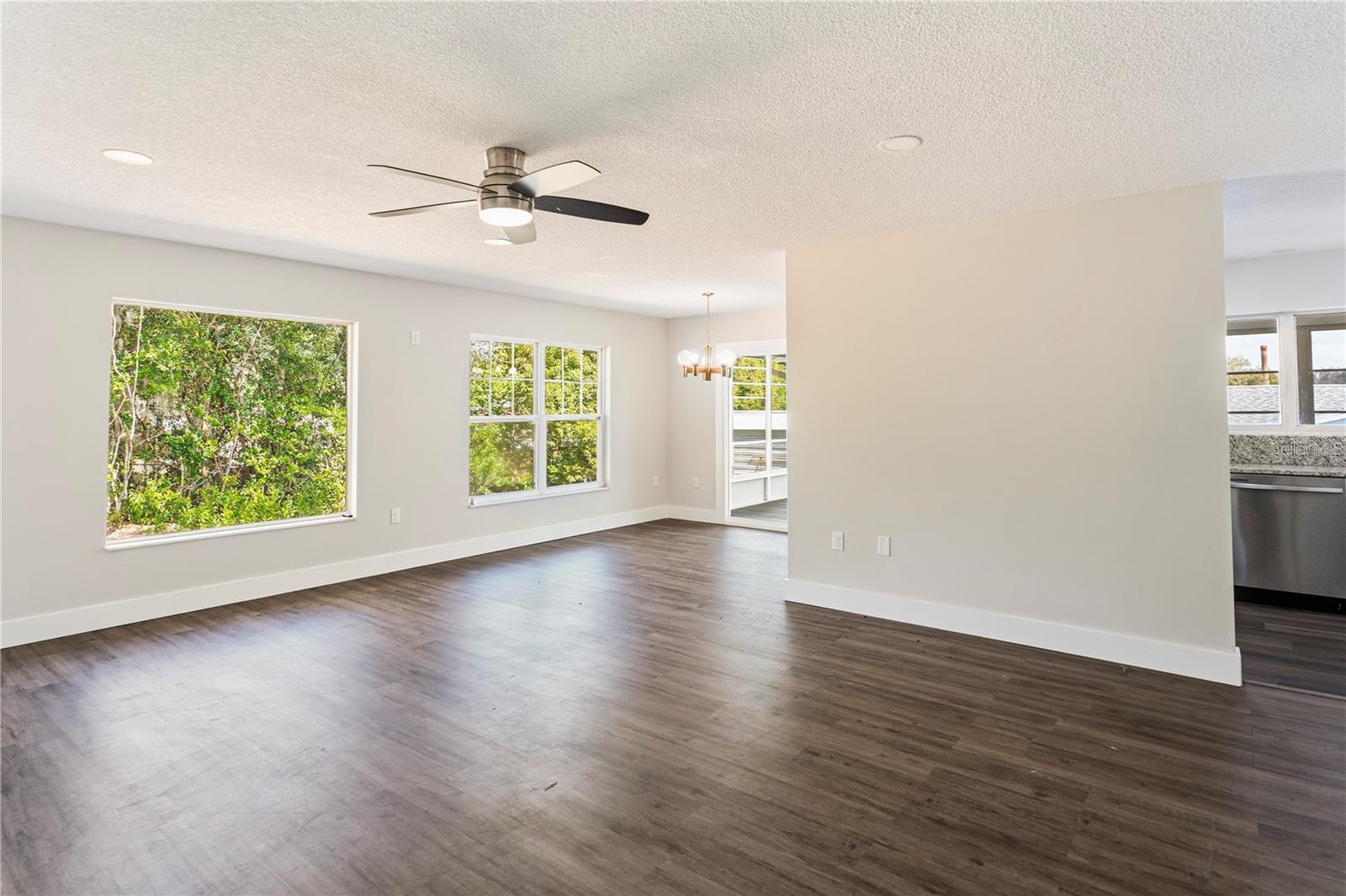 Image 4 of 32 For 616 Water Road