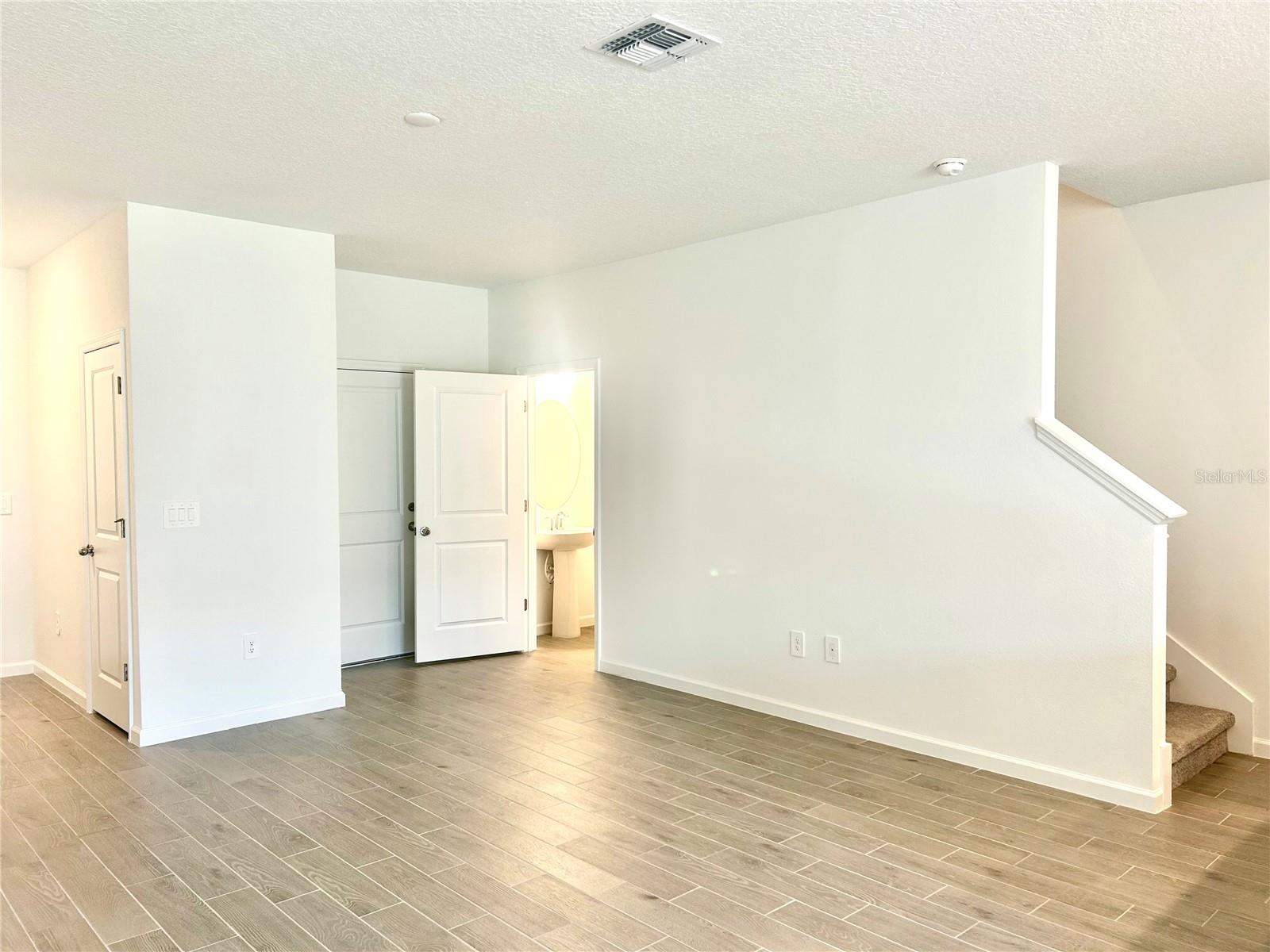 Image 11 of 26 For 3525 37th Avenue Road