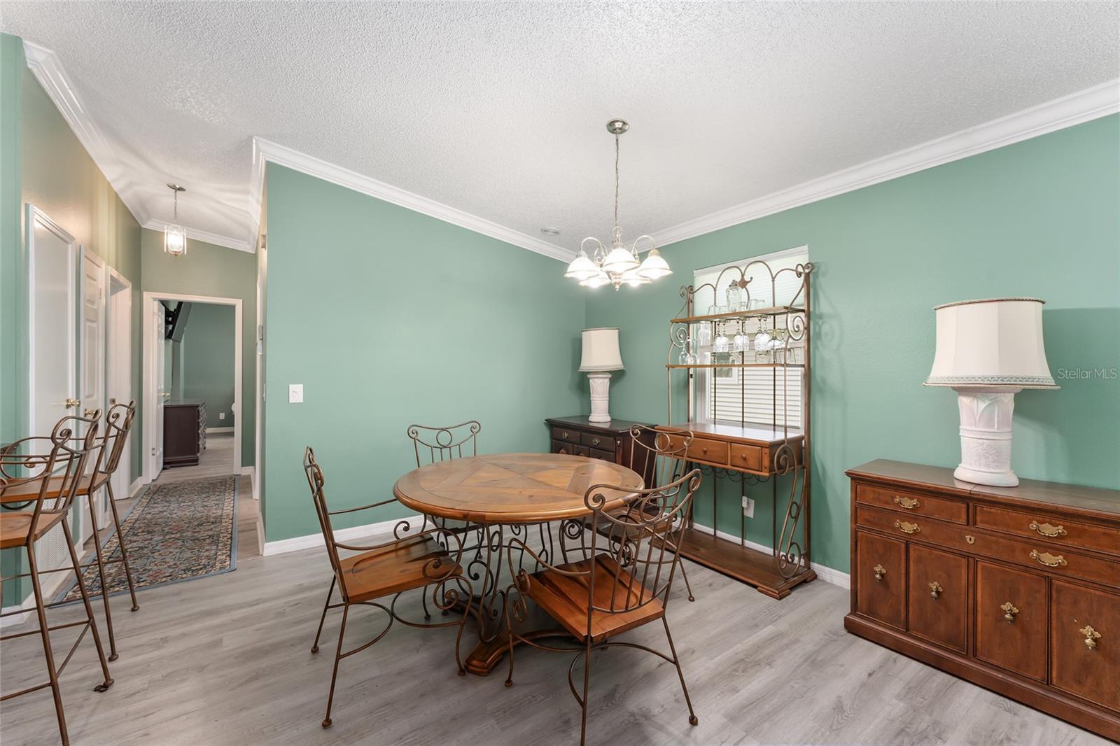 Image 10 of 27 For 1401 Schwartz Boulevard