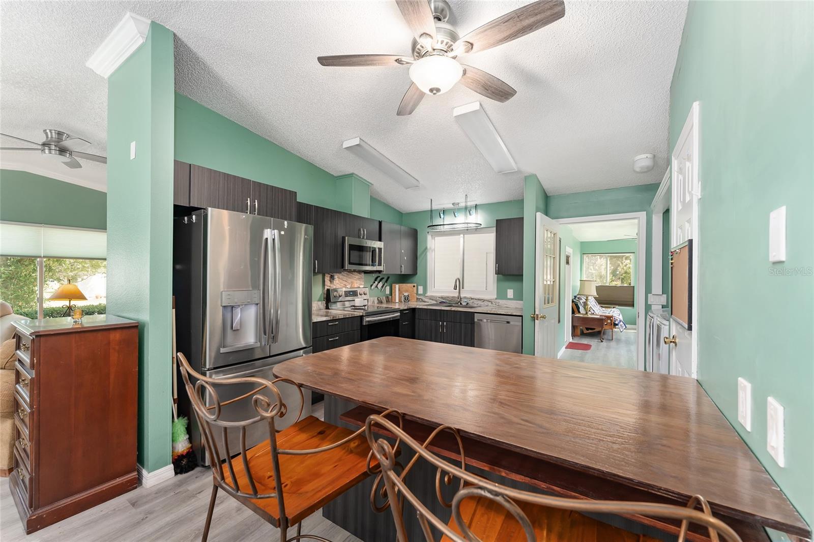 Image 12 of 27 For 1401 Schwartz Boulevard