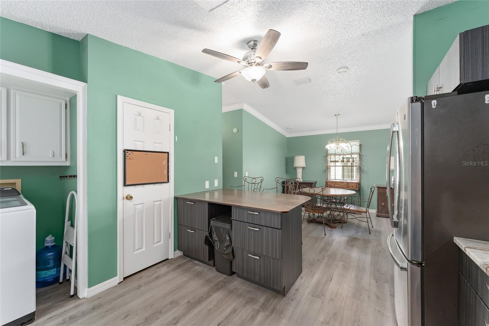 Image 13 of 27 For 1401 Schwartz Boulevard