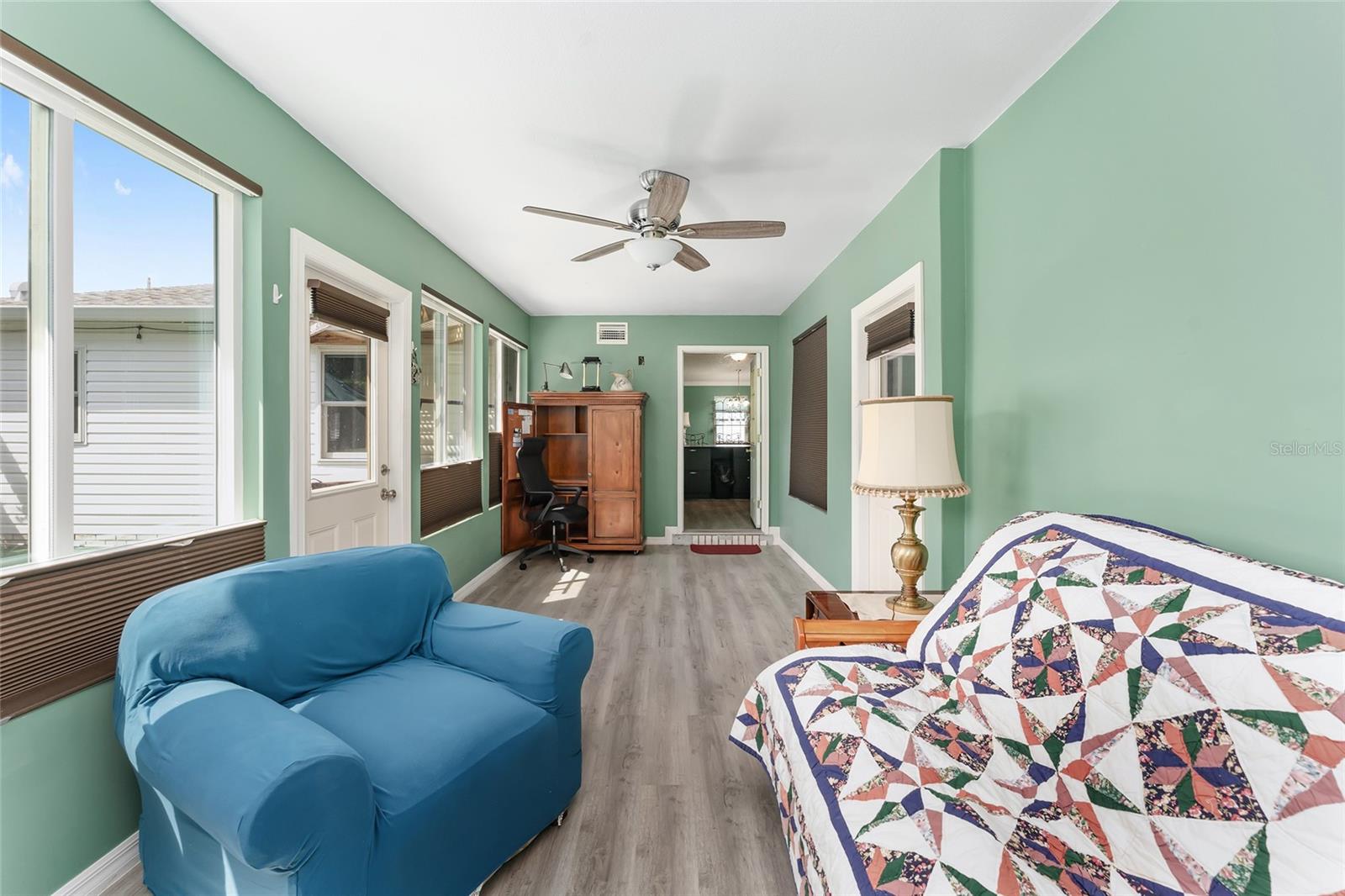 Image 15 of 27 For 1401 Schwartz Boulevard