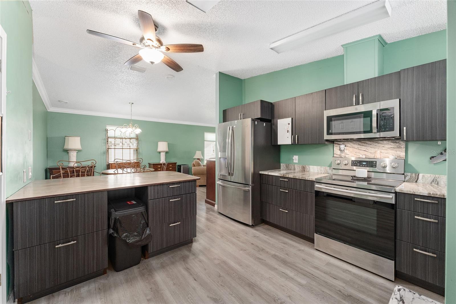 Image 16 of 27 For 1401 Schwartz Boulevard