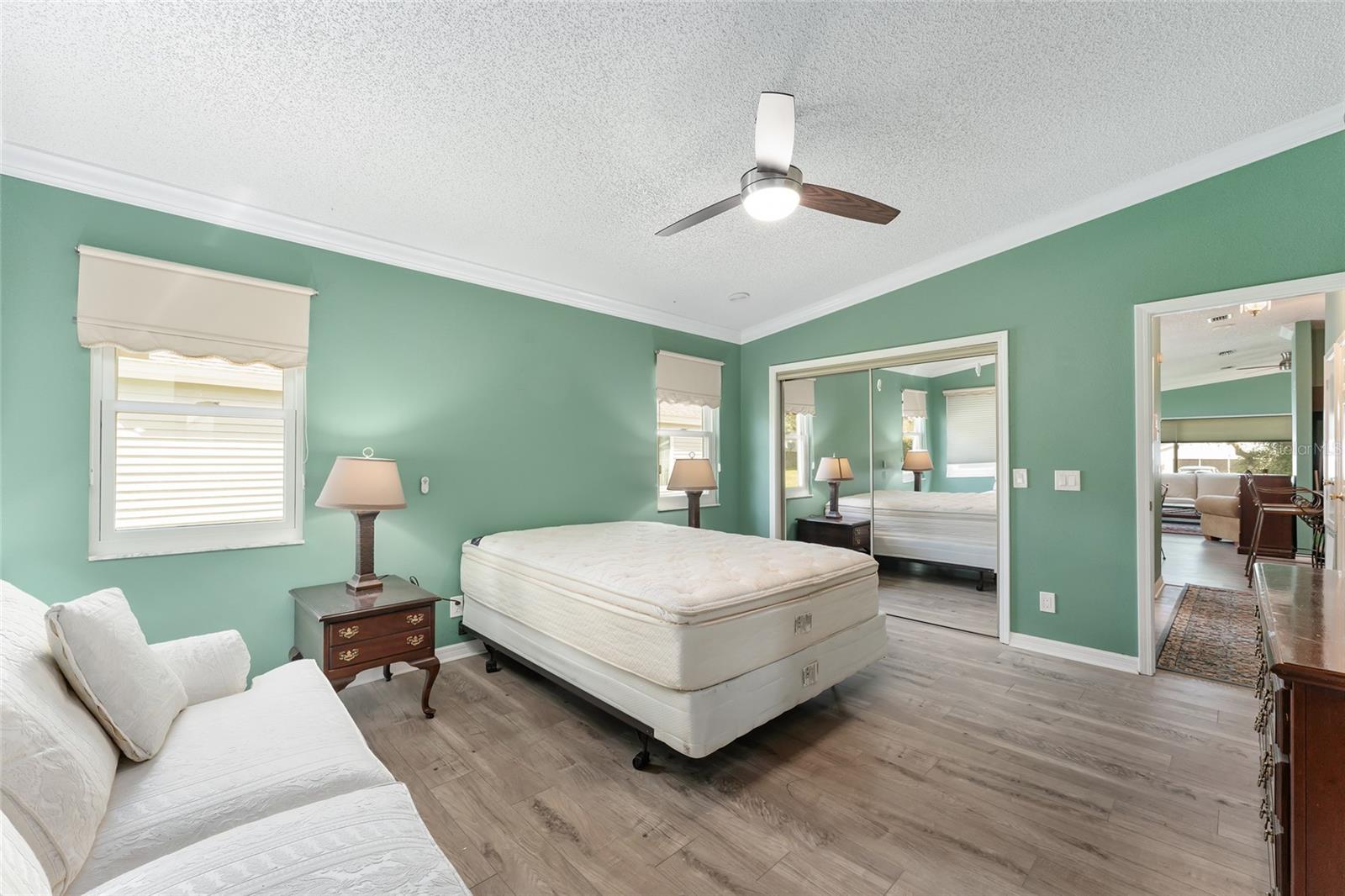 Image 19 of 27 For 1401 Schwartz Boulevard