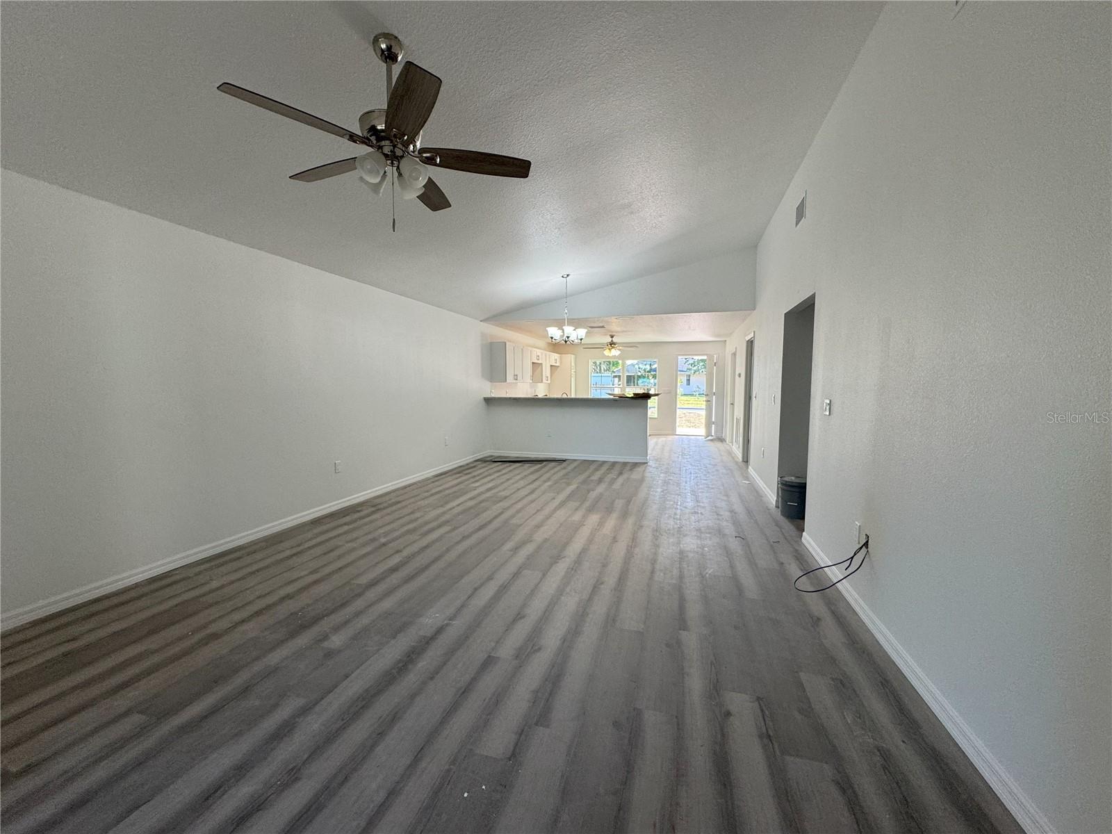 Image 5 of 17 For 1112 Eden Drive