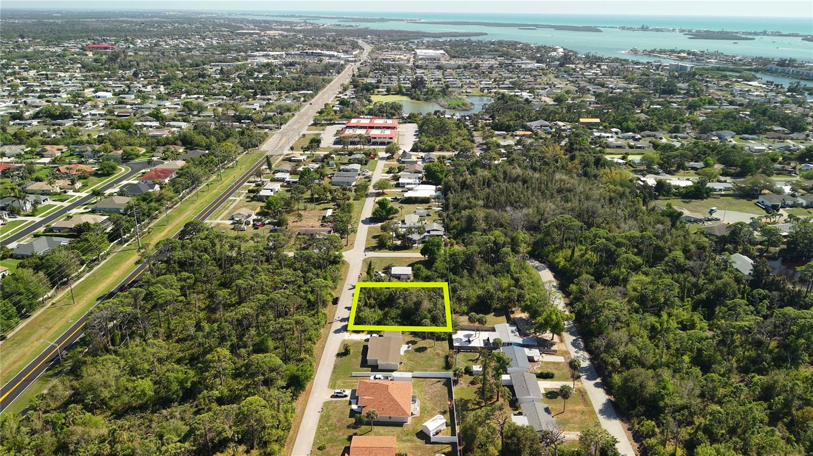 Image 4 of 8 For 746 Palmetto Street