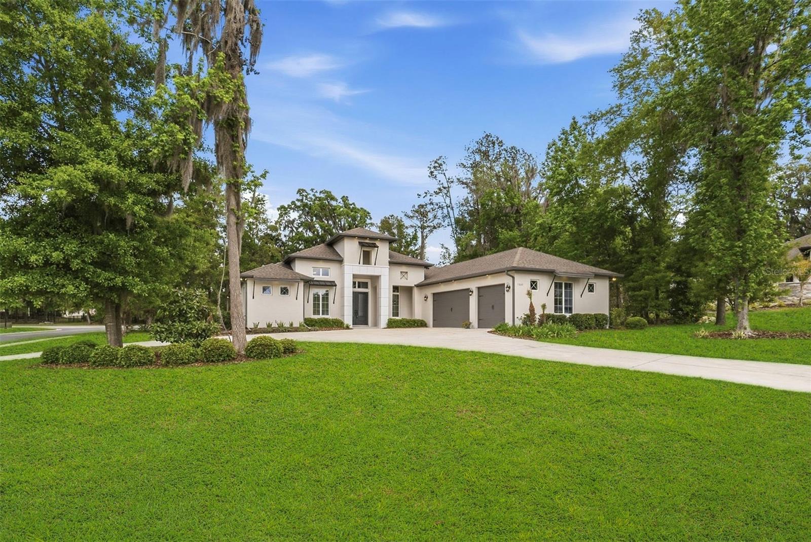 Image 2 of 70 For 1003 46th Street