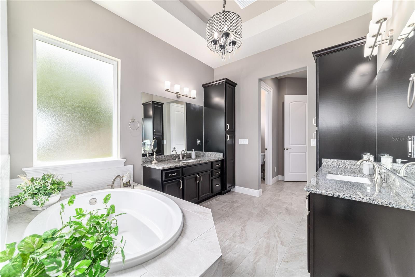 Image 33 of 70 For 1003 46th Street