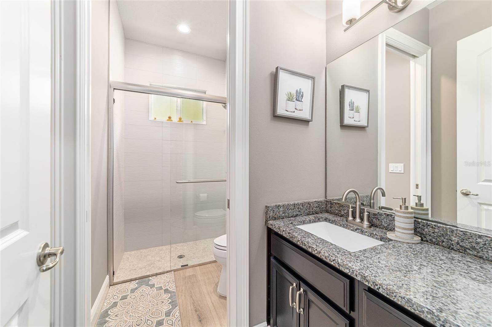 Image 39 of 70 For 1003 46th Street