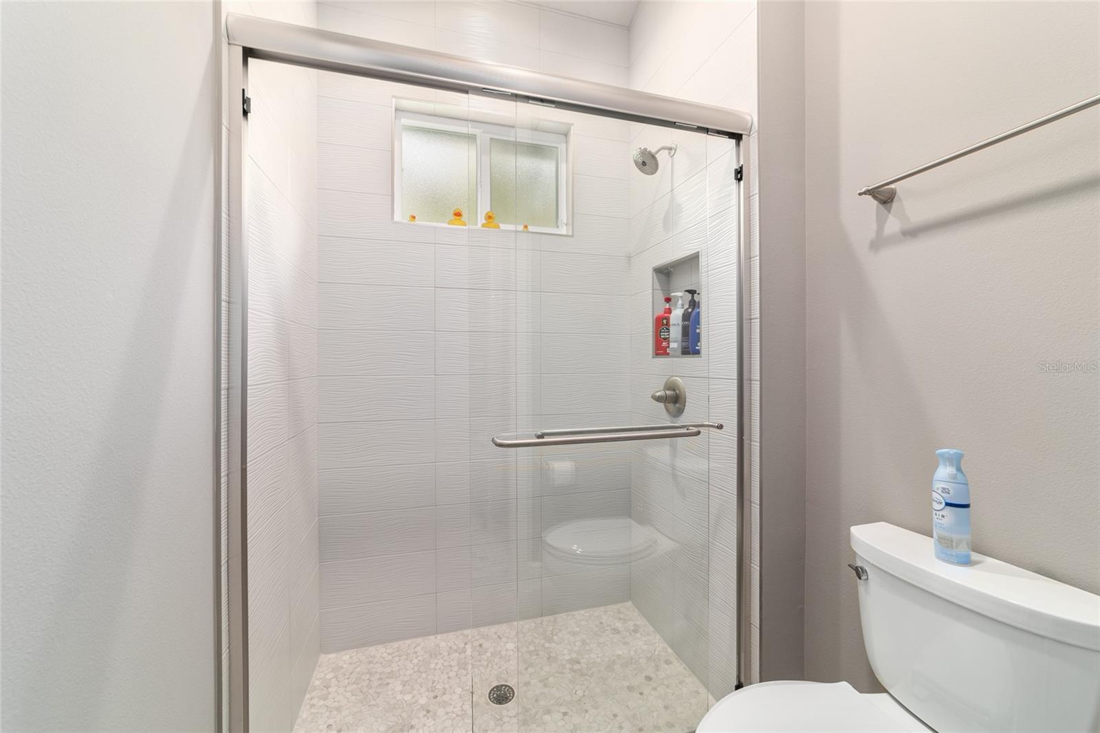 Image 40 of 70 For 1003 46th Street