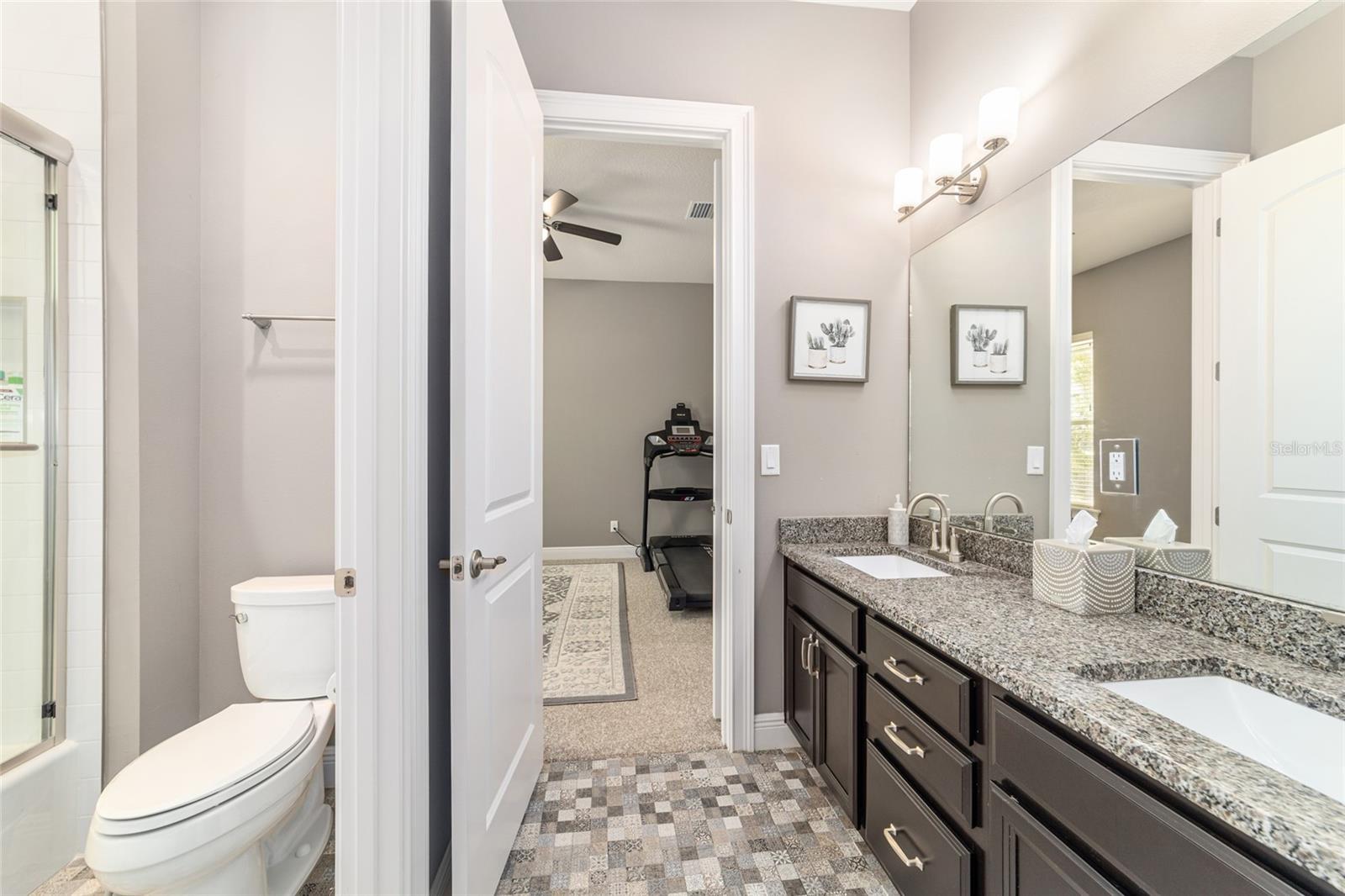 Image 45 of 70 For 1003 46th Street