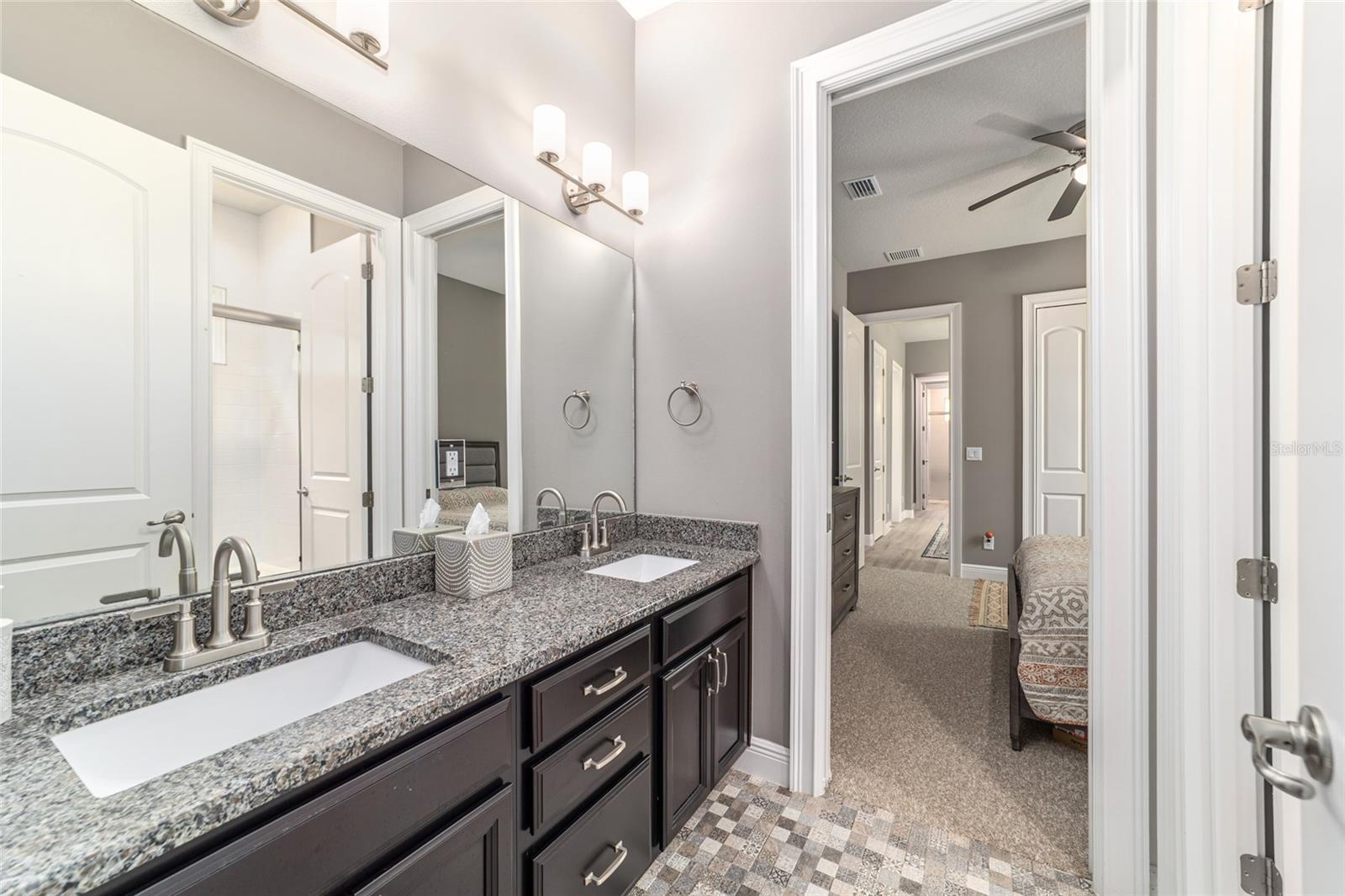 Image 47 of 70 For 1003 46th Street