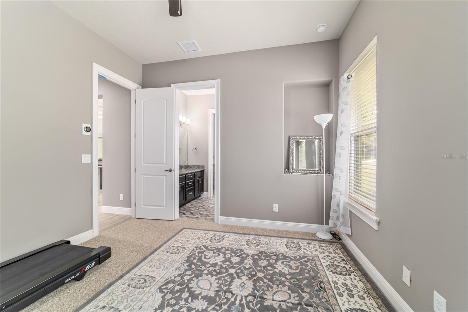 Image 49 of 70 For 1003 46th Street