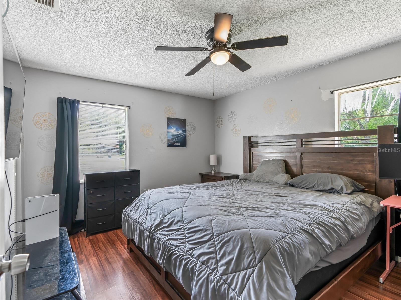 Image 12 of 25 For 911 Jacaranda Drive