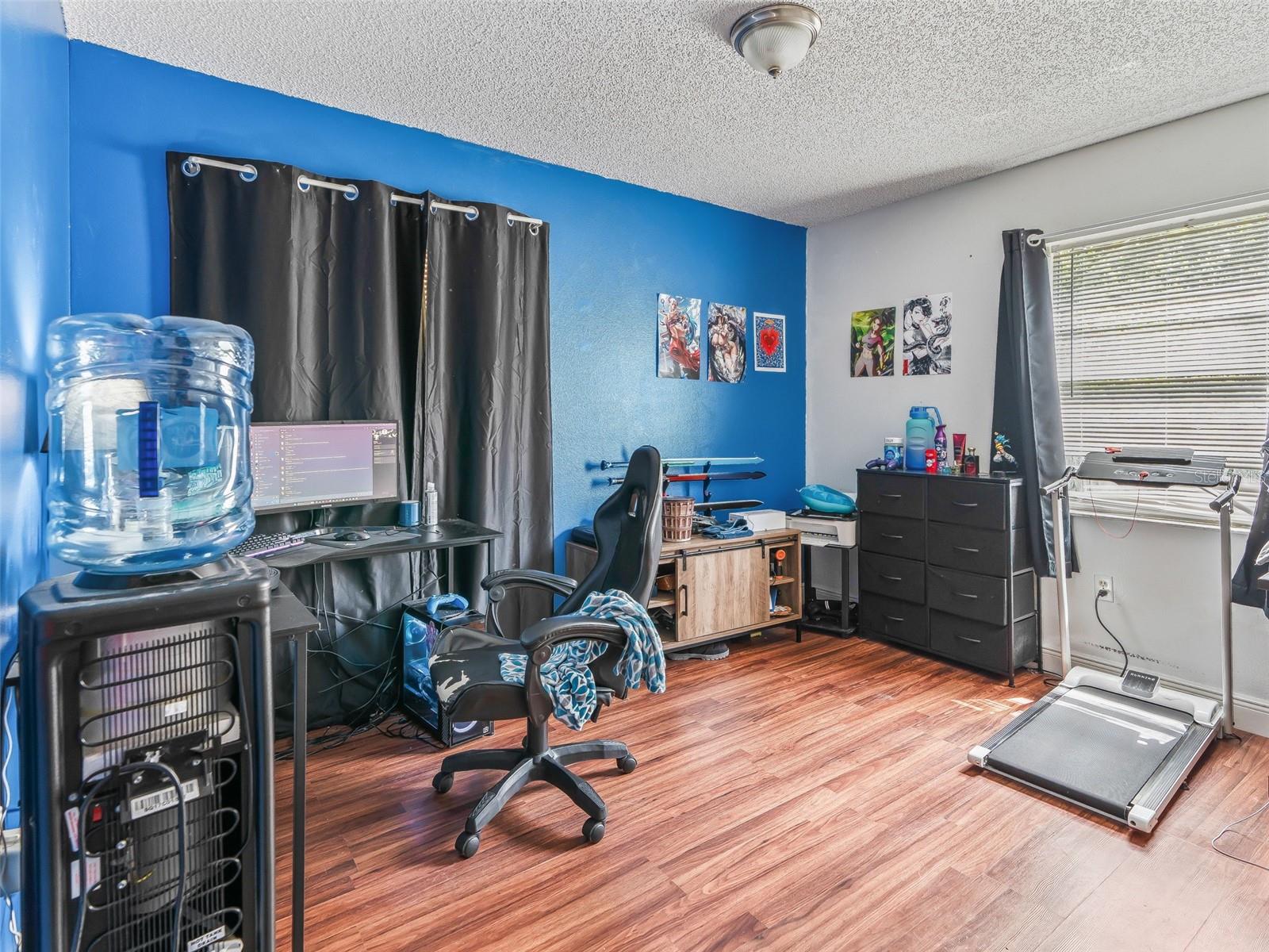 Image 18 of 25 For 911 Jacaranda Drive