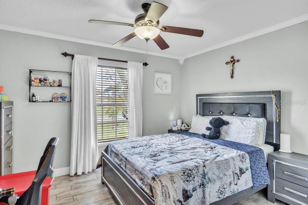 Image 10 of 27 For 3011 33rd Avenue