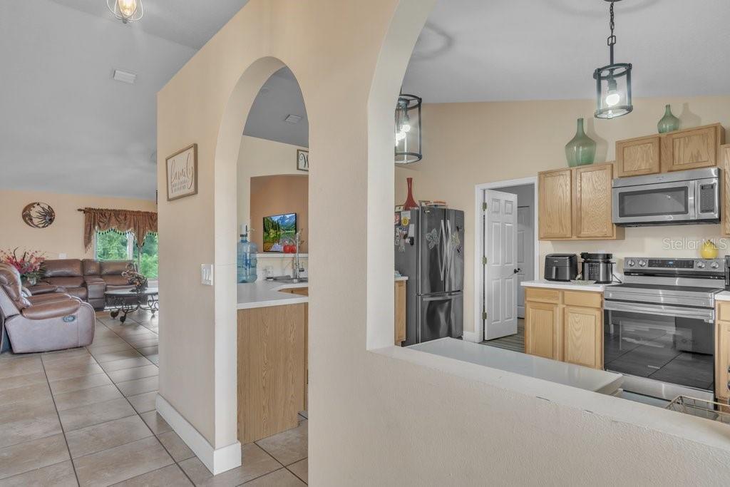 Image 8 of 27 For 3011 33rd Avenue