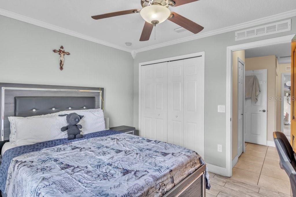 Image 9 of 27 For 3011 33rd Avenue