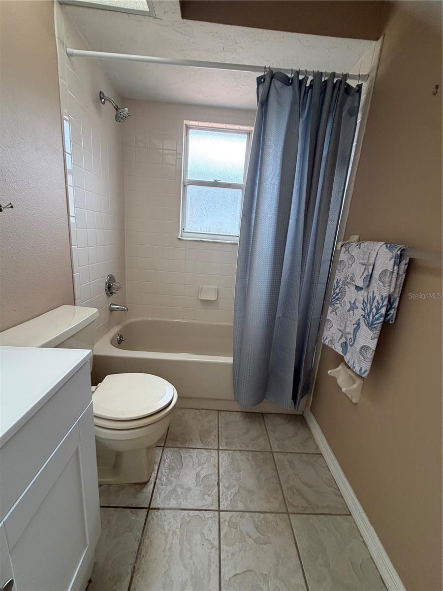 Image 29 of 42 For 2315 19th Circle