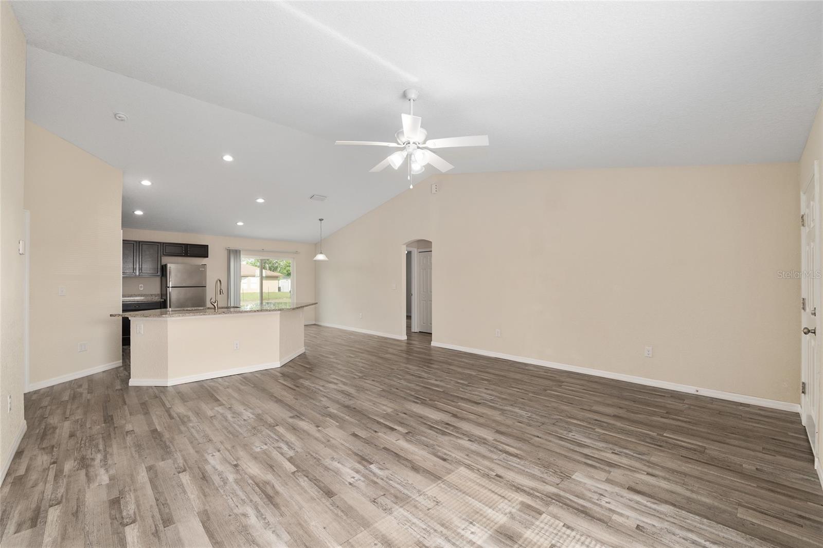 Image 18 of 53 For 22 Juniper Loop Circle