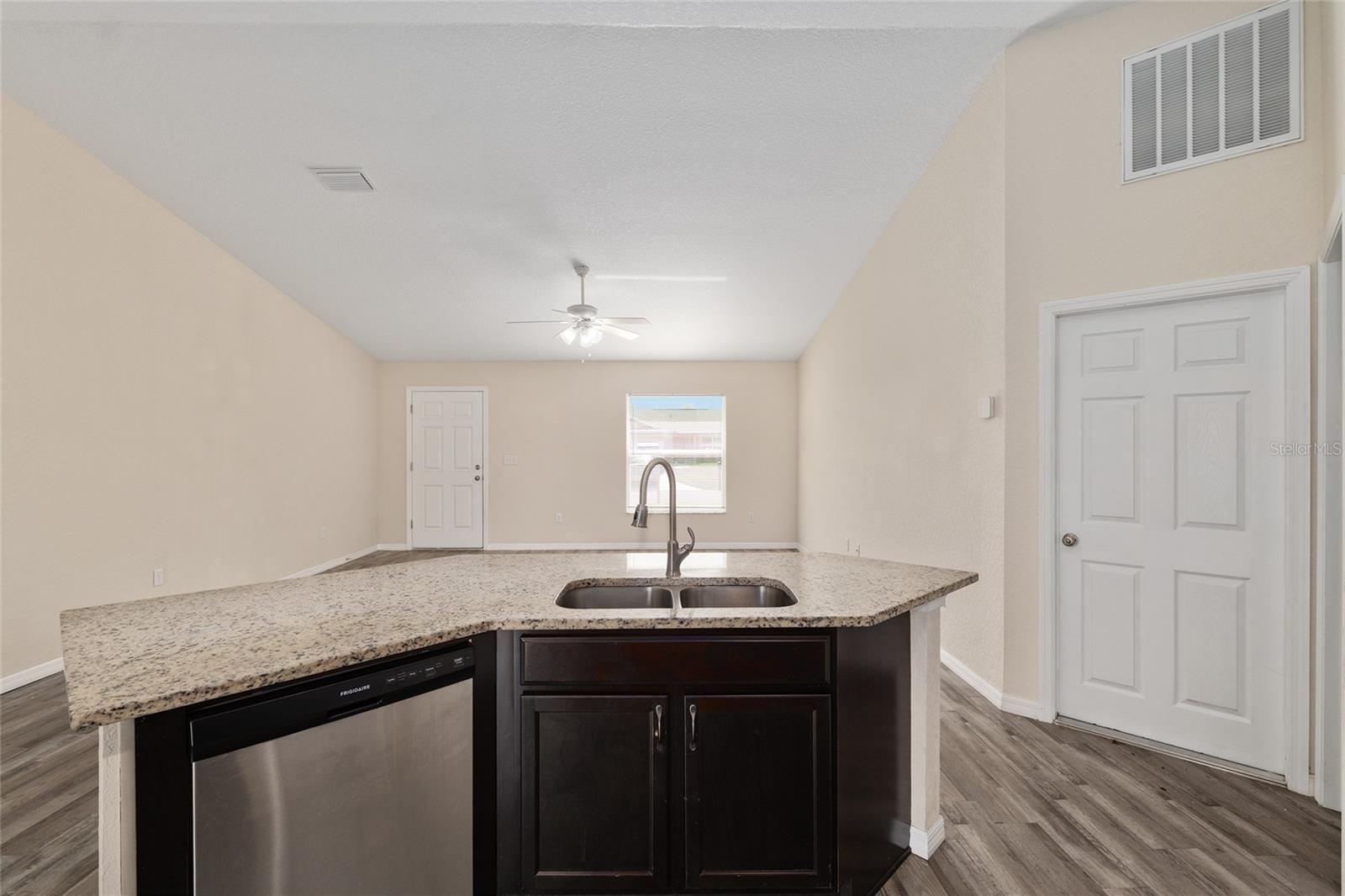 Image 26 of 53 For 22 Juniper Loop Circle