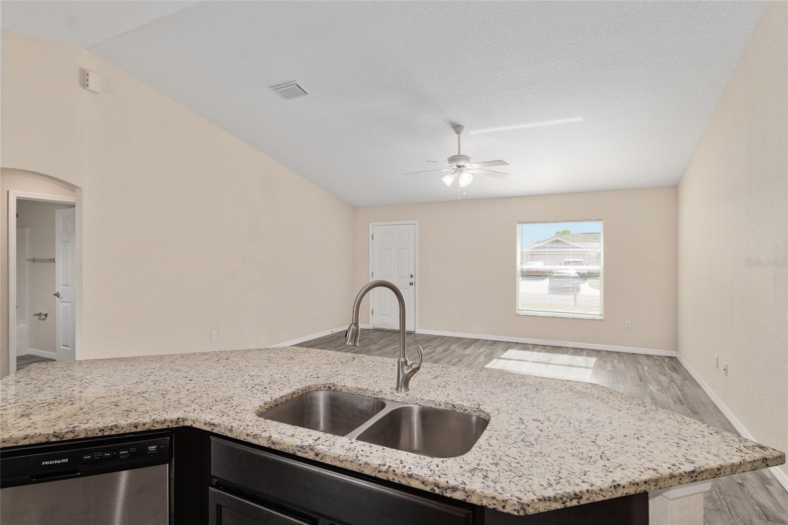 Image 27 of 53 For 22 Juniper Loop Circle