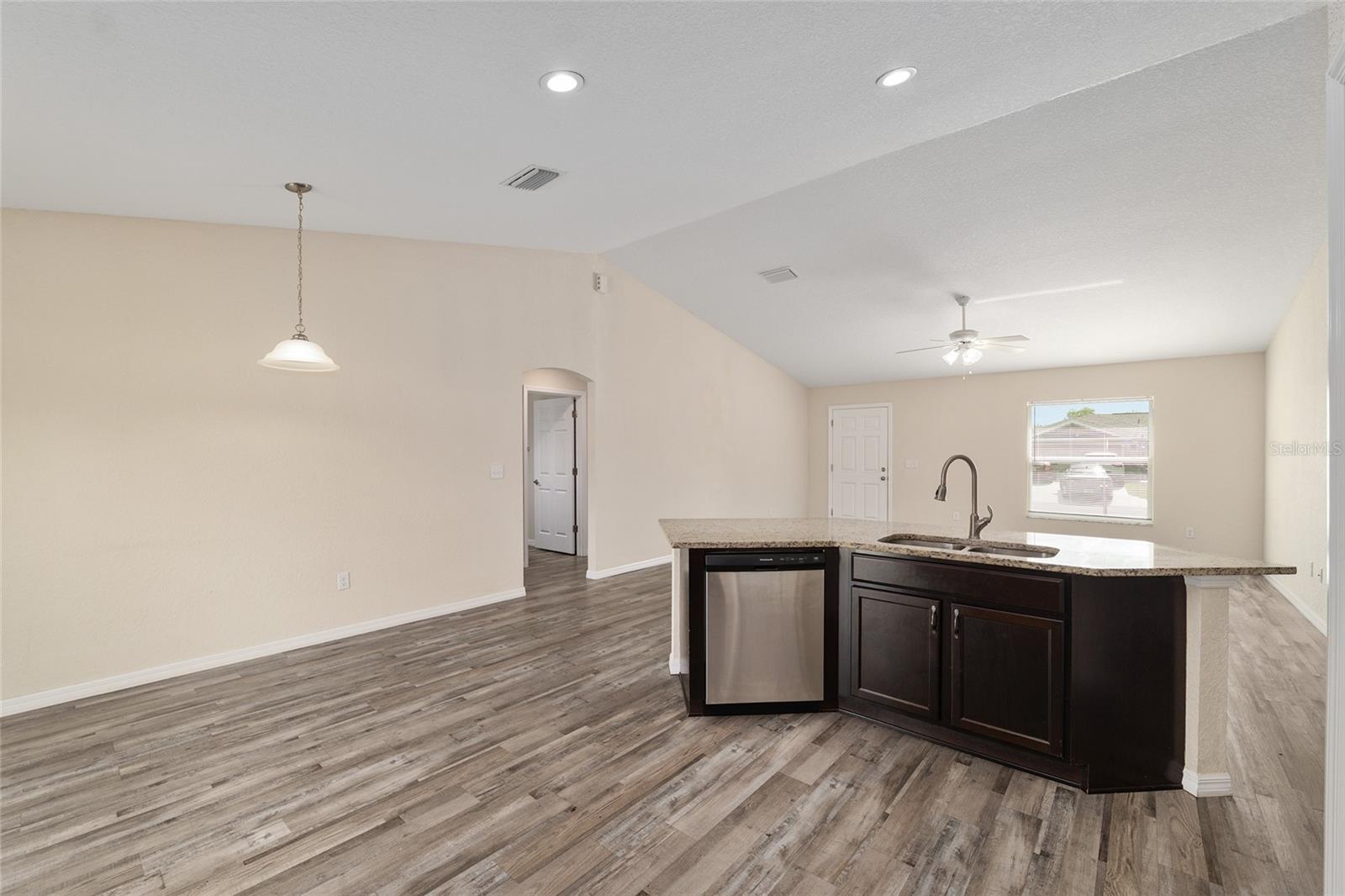 Image 30 of 53 For 22 Juniper Loop Circle