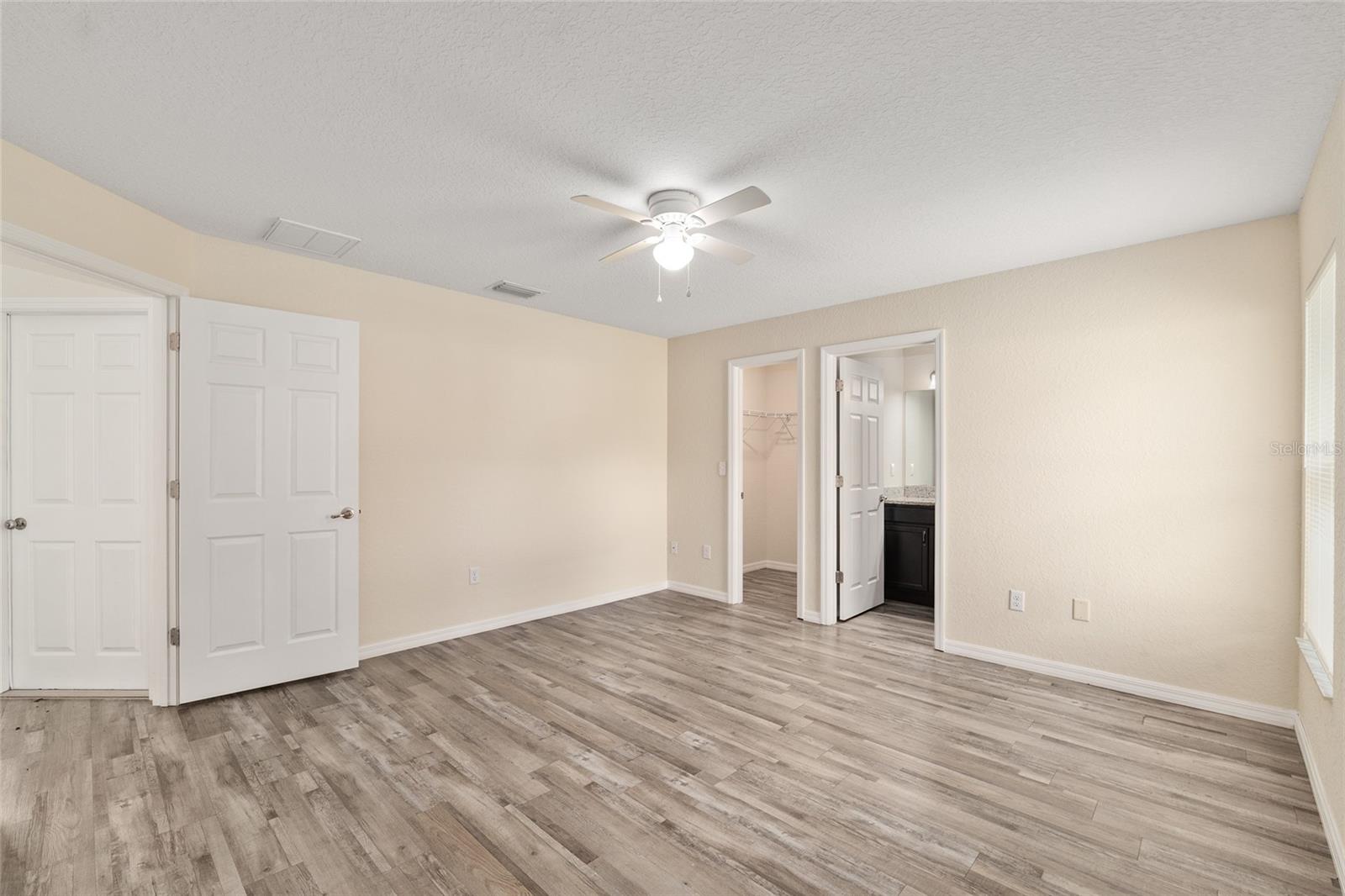 Image 32 of 53 For 22 Juniper Loop Circle