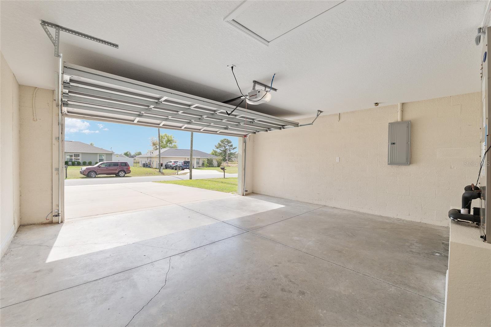 Image 42 of 53 For 22 Juniper Loop Circle