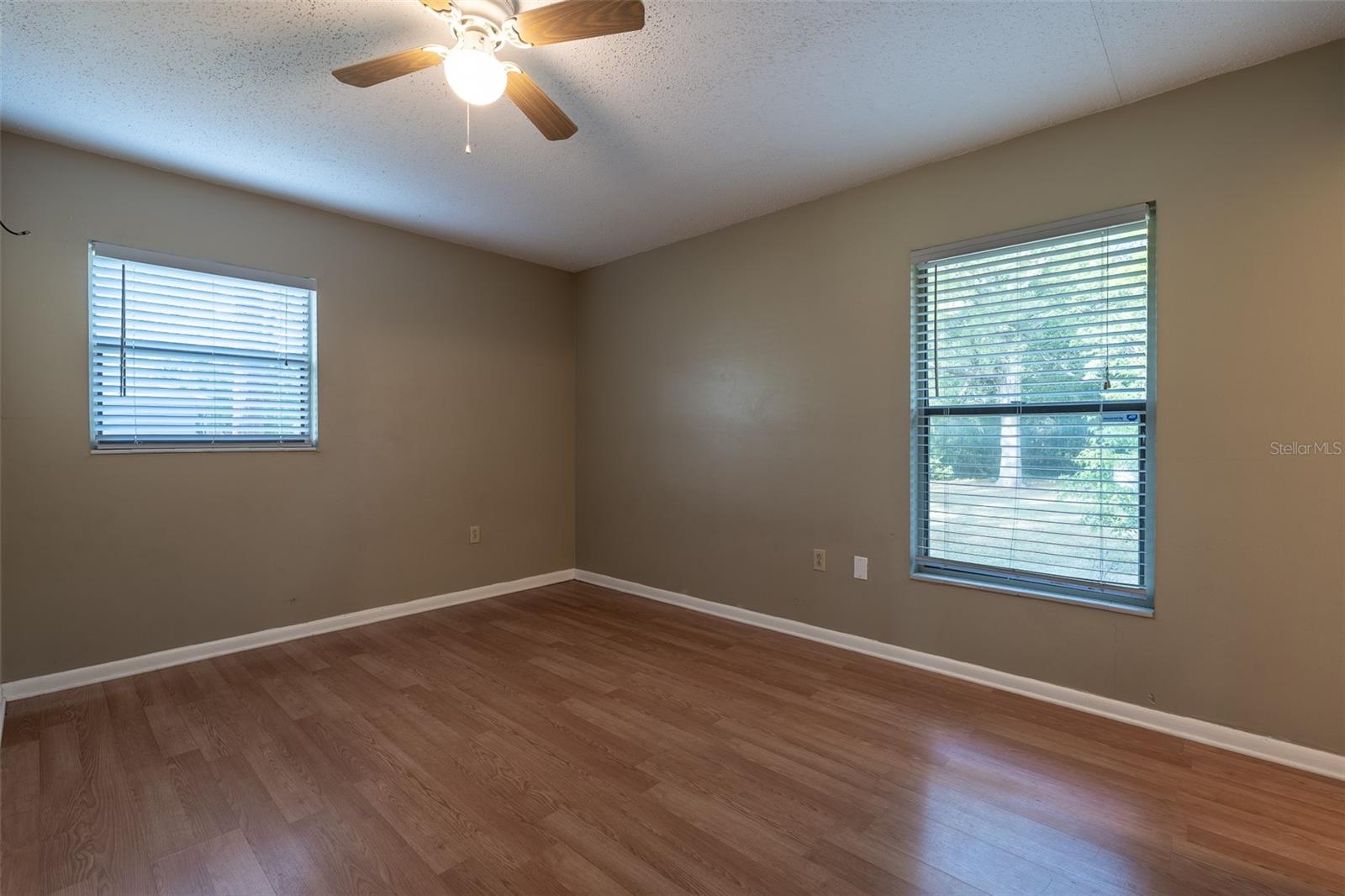 Image 13 of 46 For 2590 167th Avenue