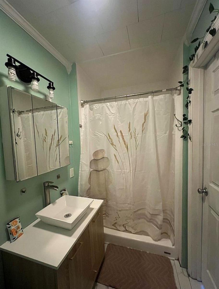 Image 26 of 33 For 2131 3rd Street