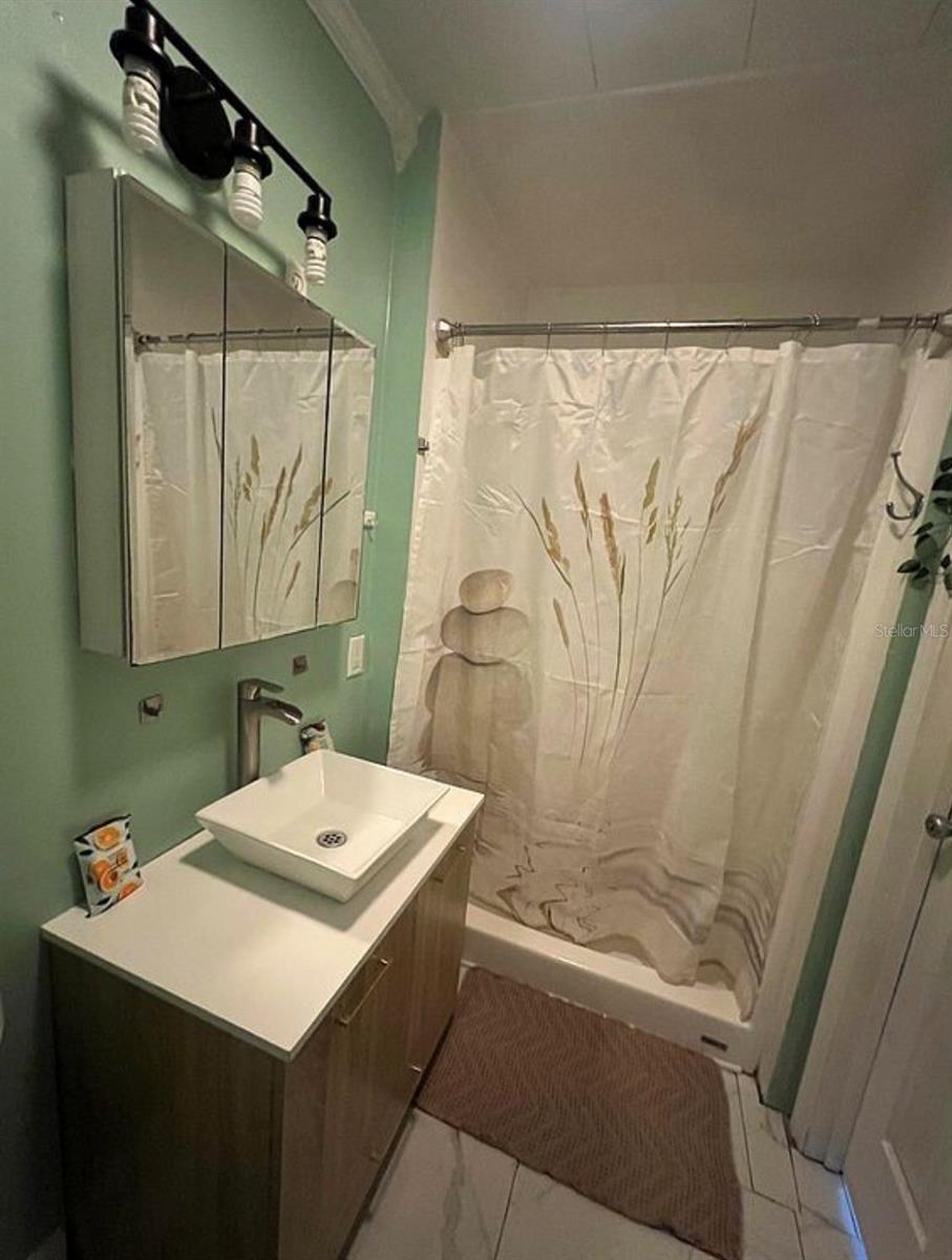 Image 29 of 33 For 2131 3rd Street