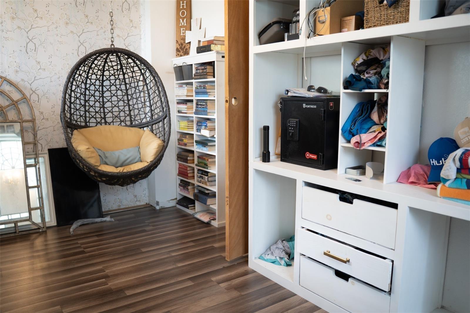 Image 29 of 66 For 9088 17th Court