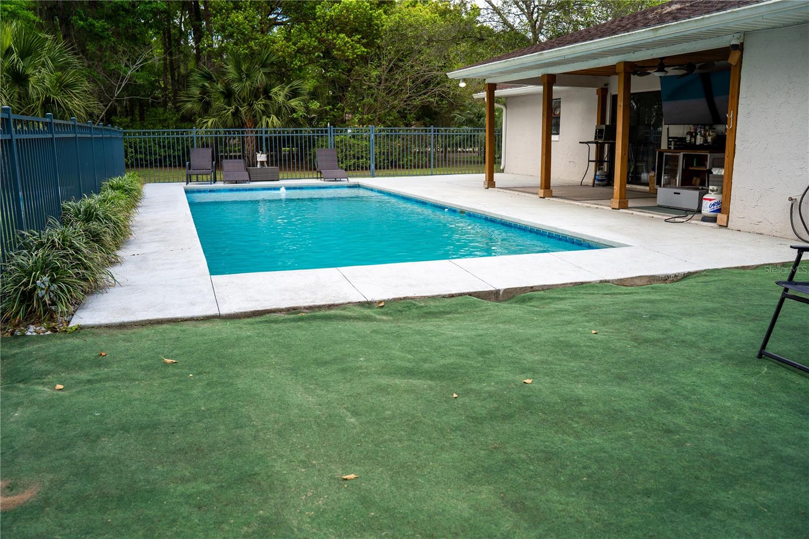 Image 6 of 66 For 9088 17th Court