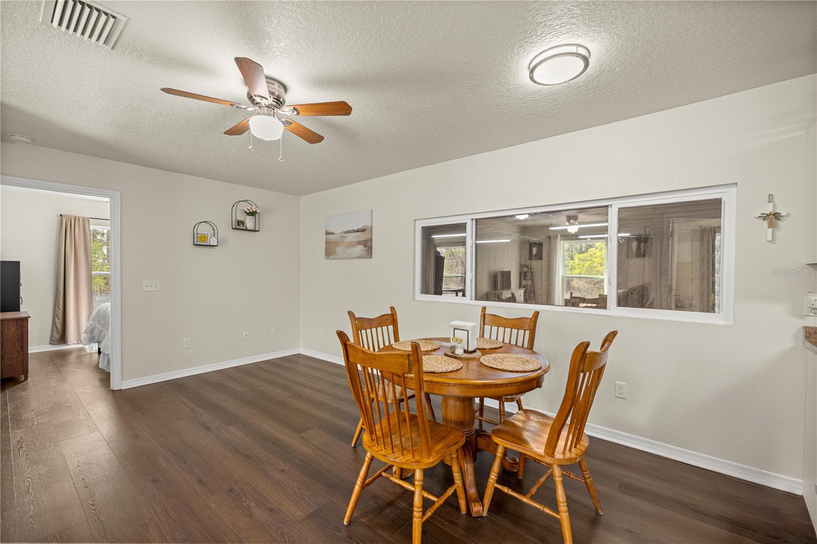 Image 12 of 31 For 8121 County Road 243b