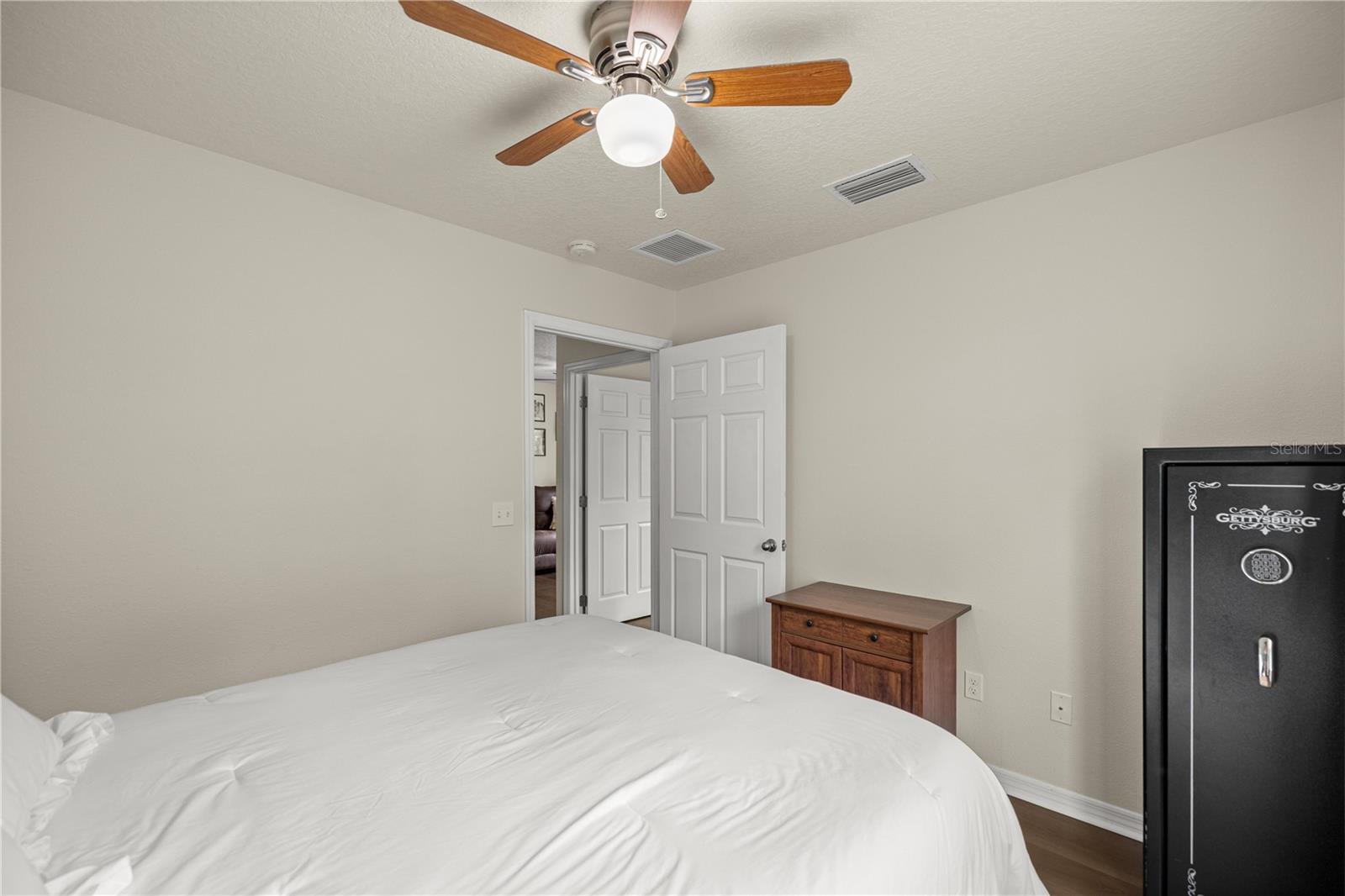 Image 14 of 31 For 8121 County Road 243b