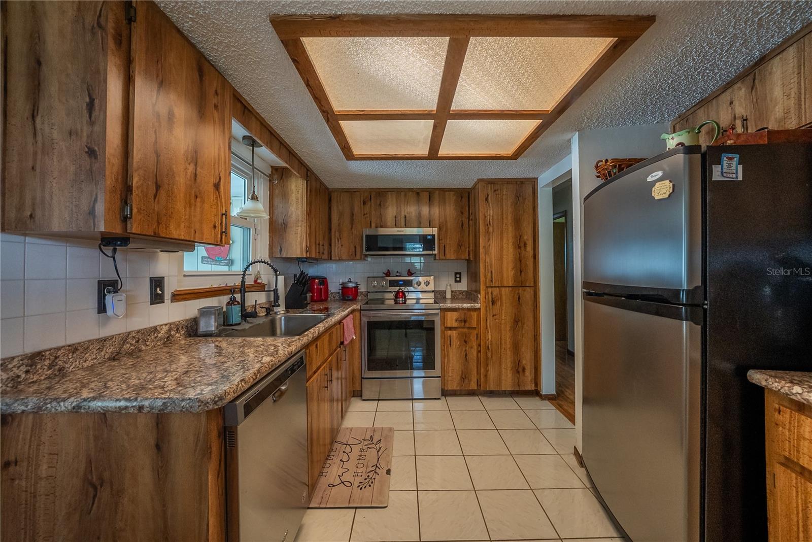 Image 11 of 72 For 9961 104th Place