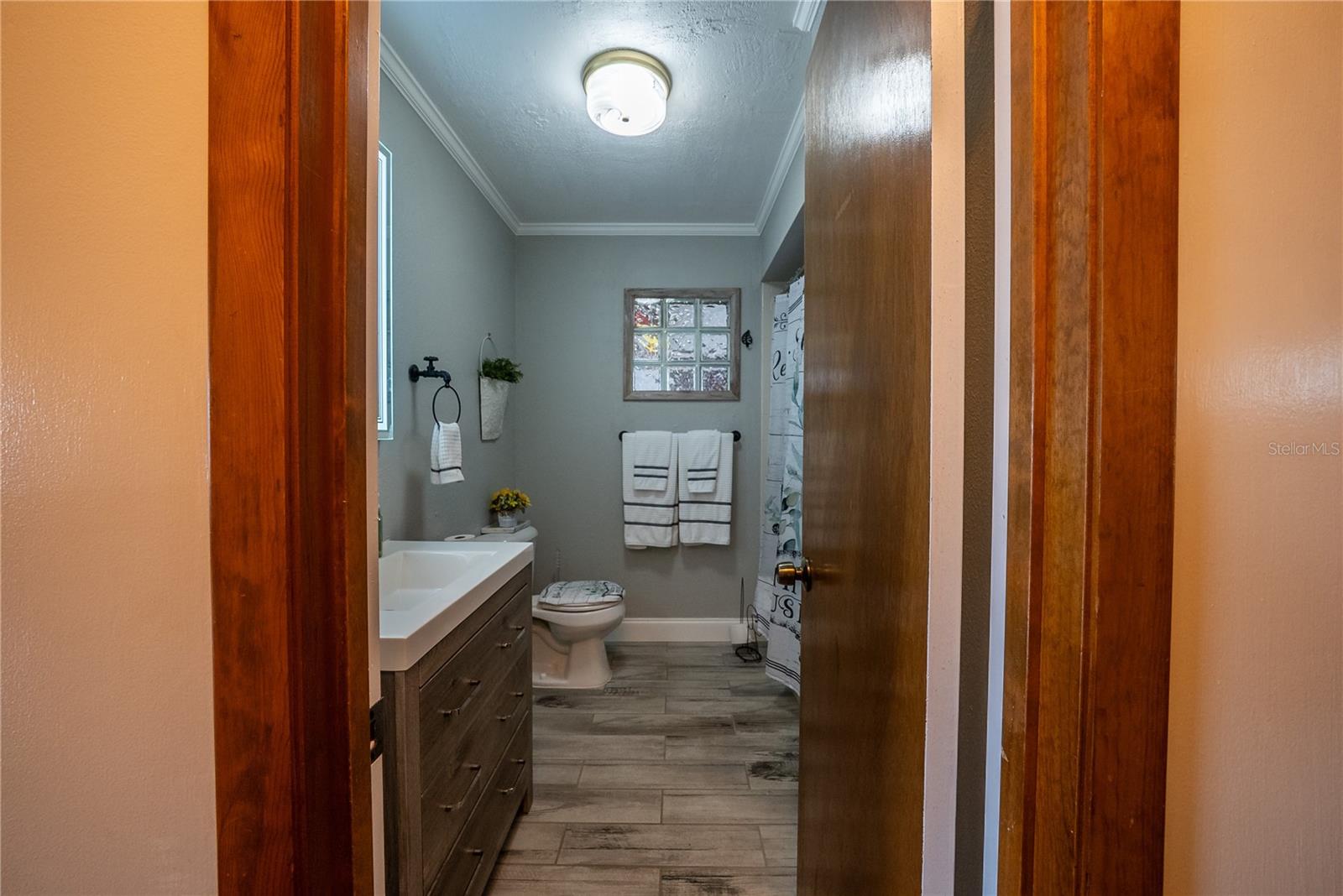 Image 18 of 72 For 9961 104th Place