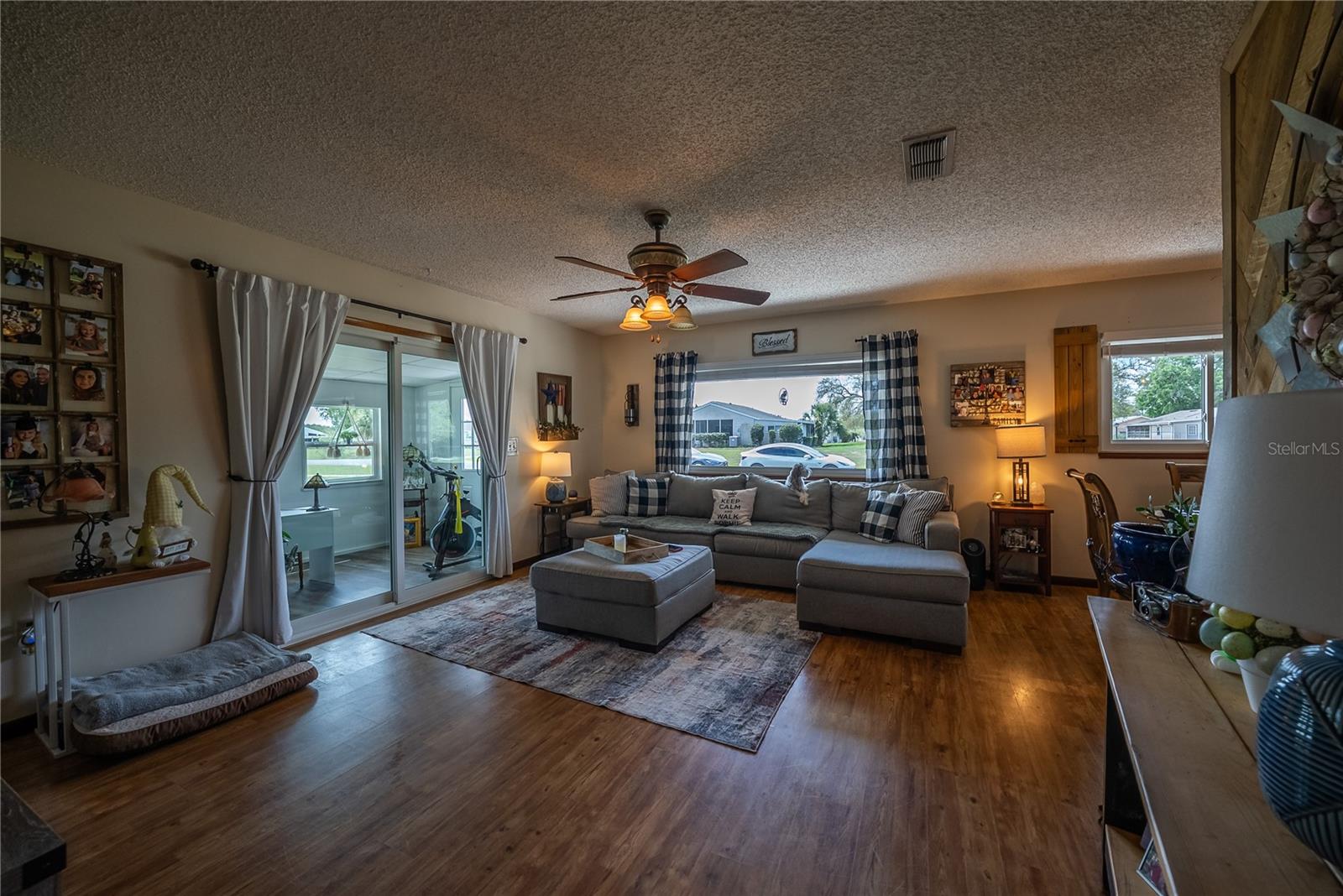 Image 46 of 72 For 9961 104th Place