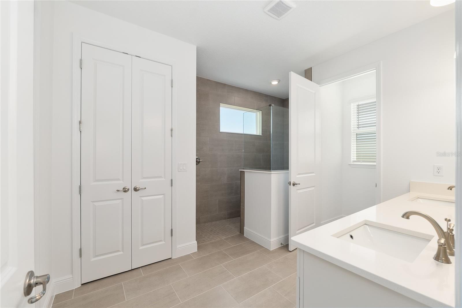 Image 35 of 60 For 10154 85th Place Road