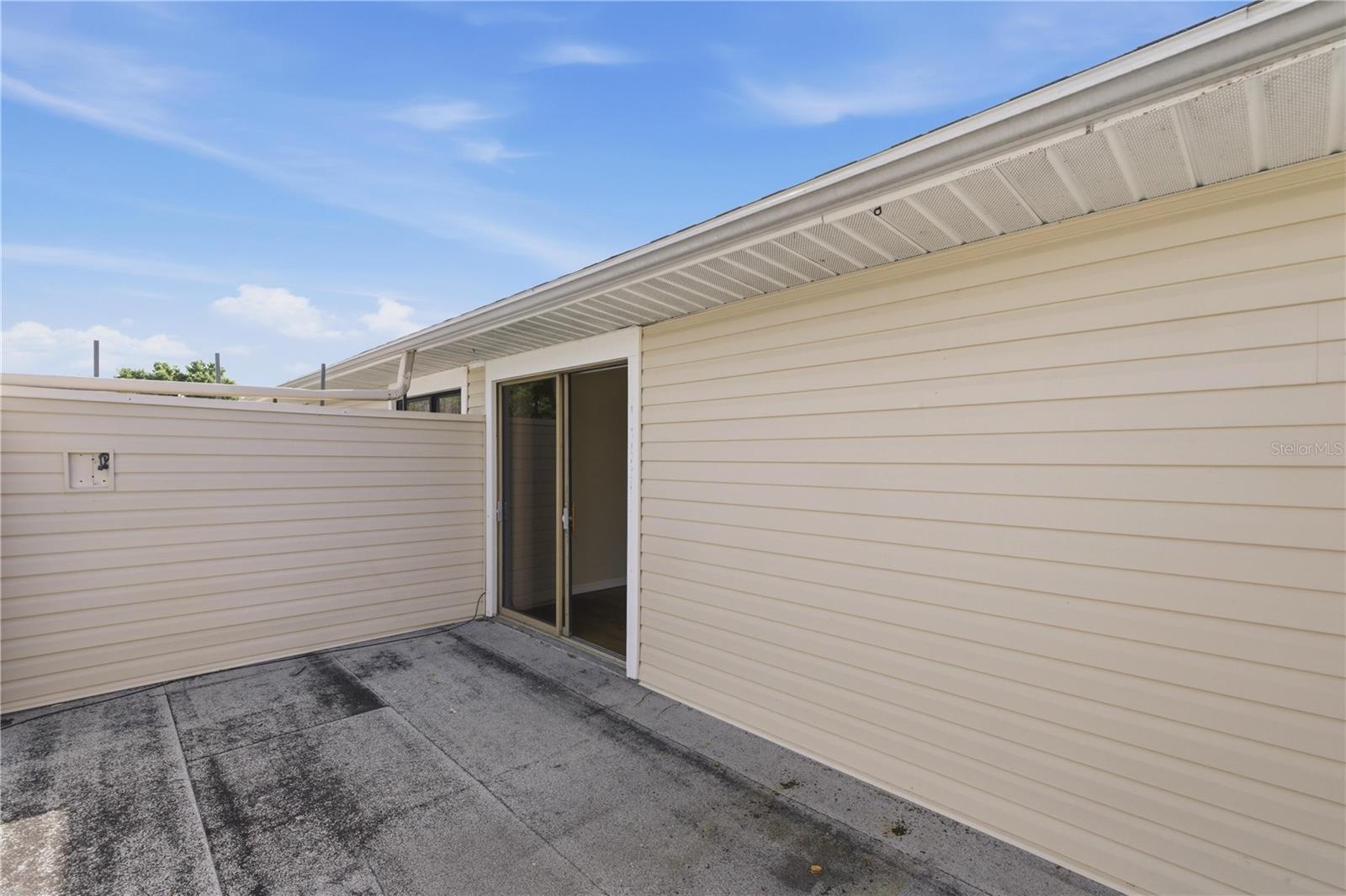 Image 22 of 37 For 11001 Sunset Harbor Road H49