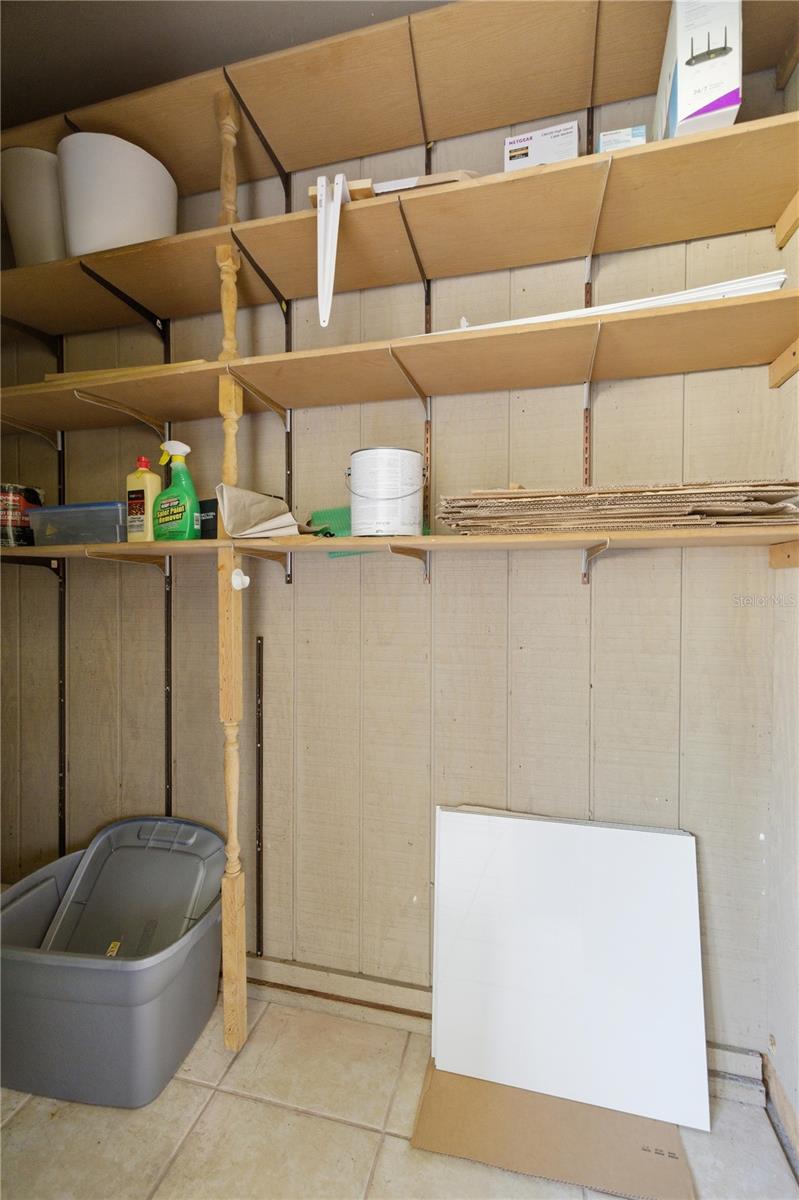 Image 25 of 37 For 11001 Sunset Harbor Road H49