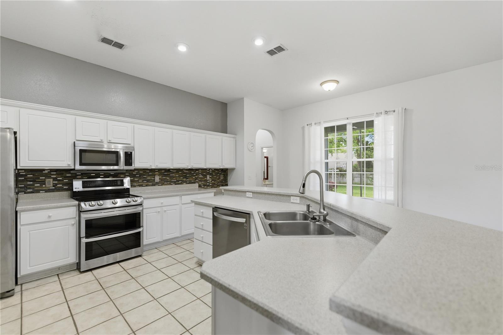 Image 10 of 31 For 2301 22nd Loop