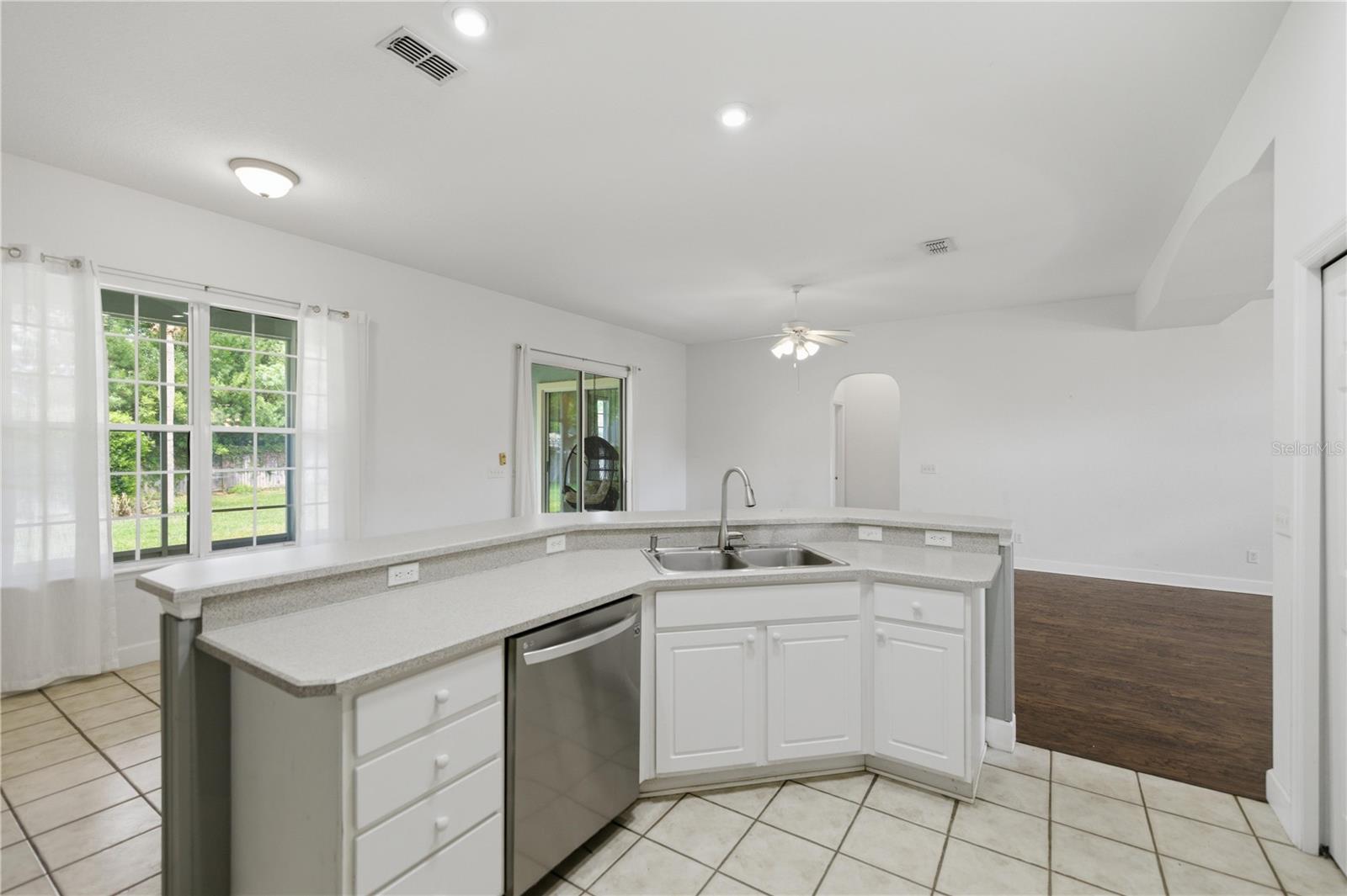 Image 11 of 31 For 2301 22nd Loop