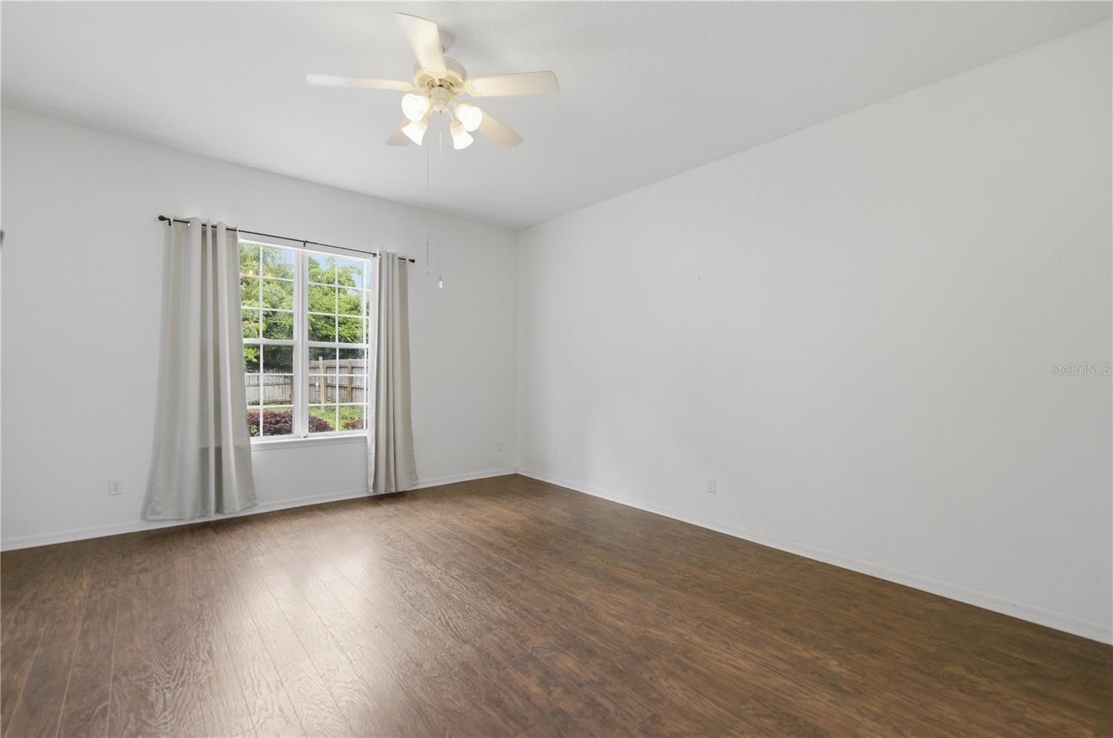 Image 14 of 31 For 2301 22nd Loop