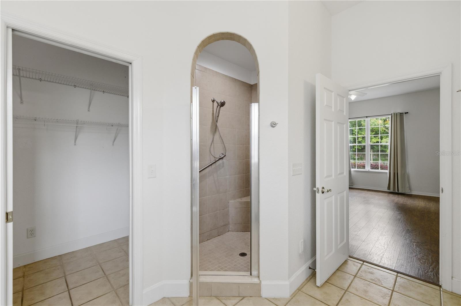 Image 16 of 31 For 2301 22nd Loop