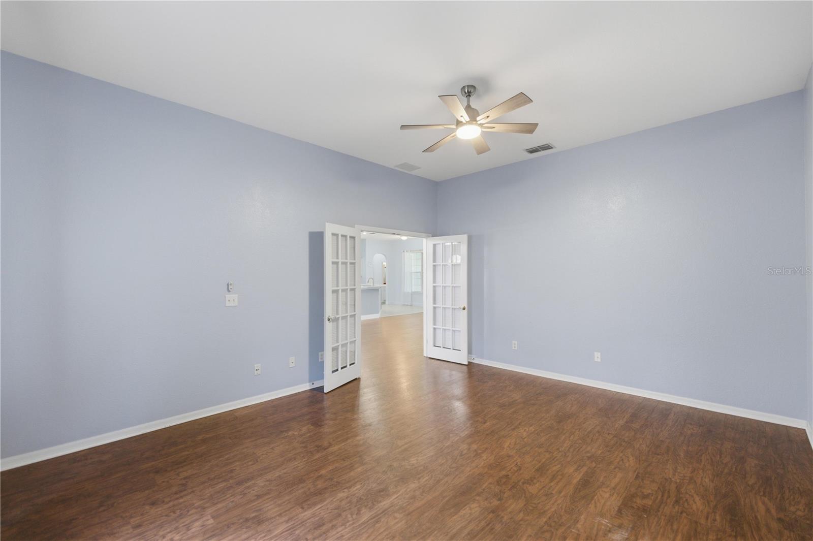 Image 17 of 31 For 2301 22nd Loop